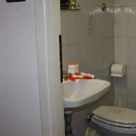 Marvi Hotel